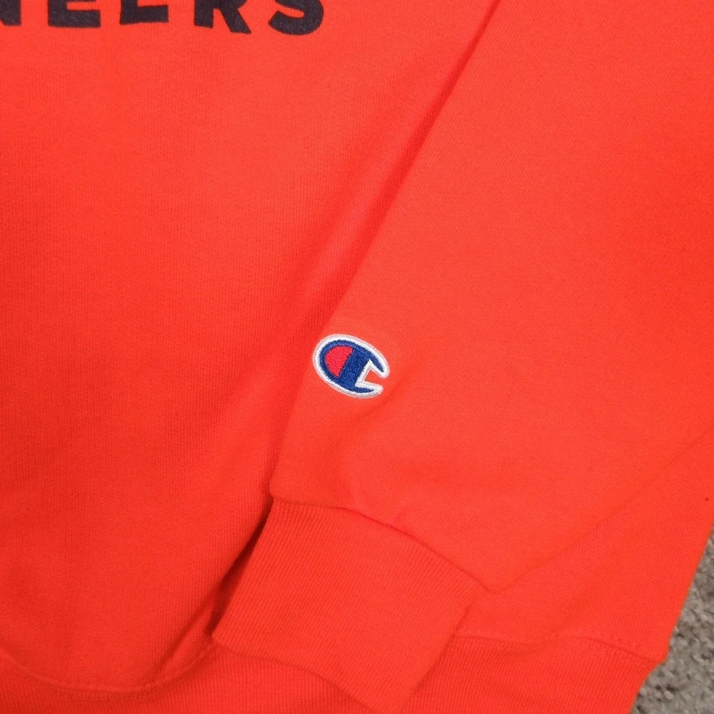 Utica Pioneers‎ Sweater Mens XS Orange Crewneck Sweatshirt Champion College NCAA